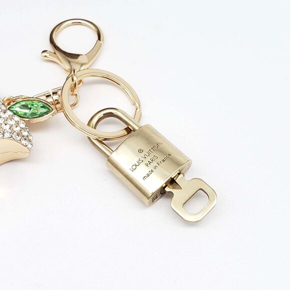 Authentic Louis Vuitton Lock & Key with unbranded Apple Bagcharm, Keycharm - Picture 4 of 7